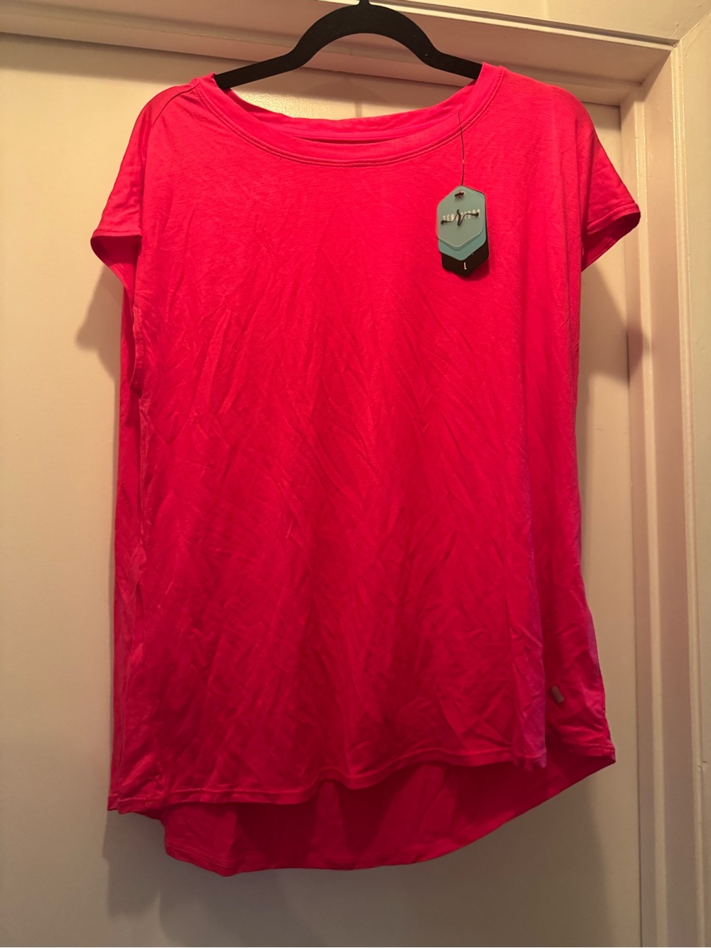 LuLaRoe Rise Tenacious Bright Pink Short Sleeve Workout Too
